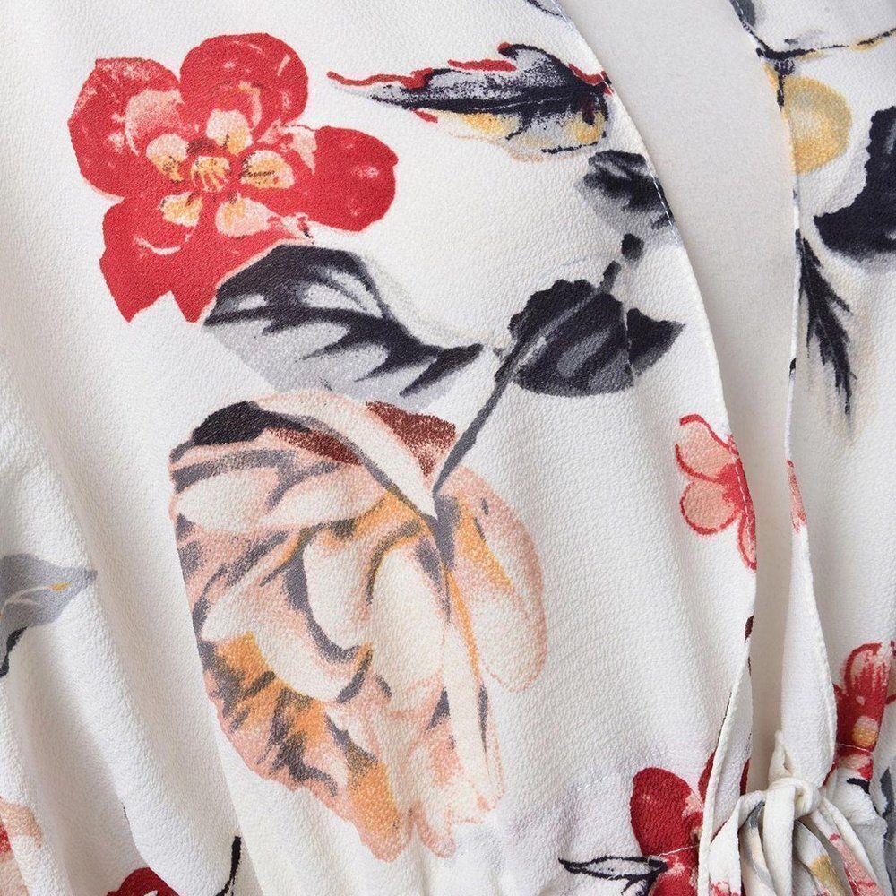 Kimono with Drawstring Flower Pattern Short - Picture 3 of 3